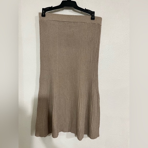 Alfani Dresses & Skirts - Alfani knit A line midi skirt gold shimmer s S NWOT